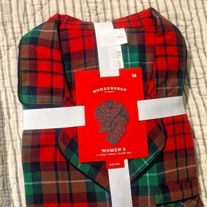 Women's Medium Pajama Set